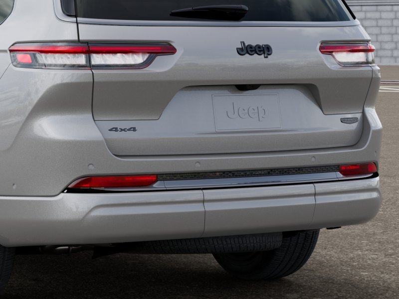 New 2026 Silver Zynith Exterior Paint Jeep Summit image 13