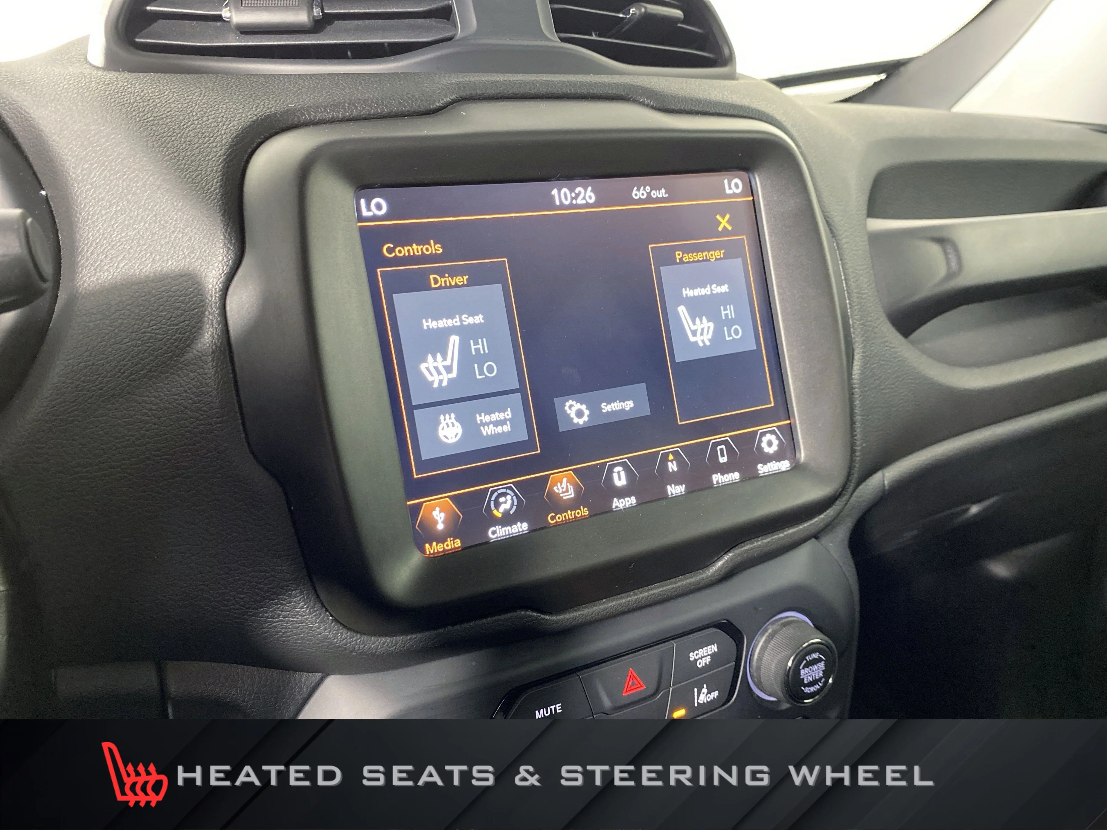 Used 2022 Bikini Metallic Clearcoat Jeep Latitude image 6