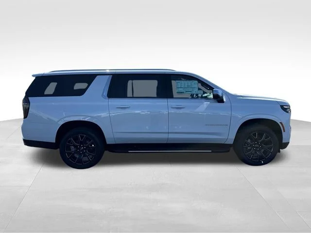New 2026 Polar White Tricoat Chevrolet Premier image 6