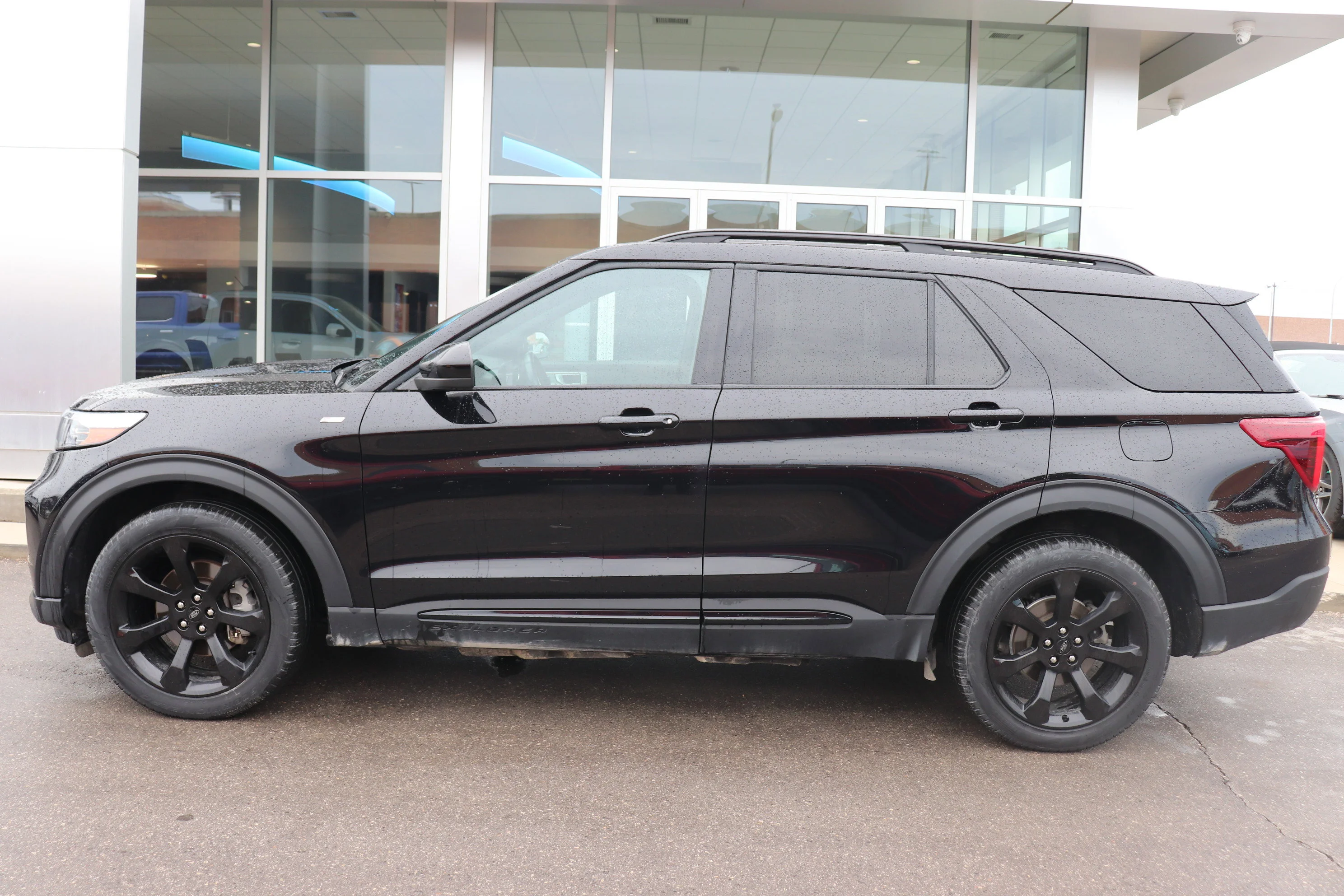 Certified Used 2023 Black Ford ST-Line 4WD image 3