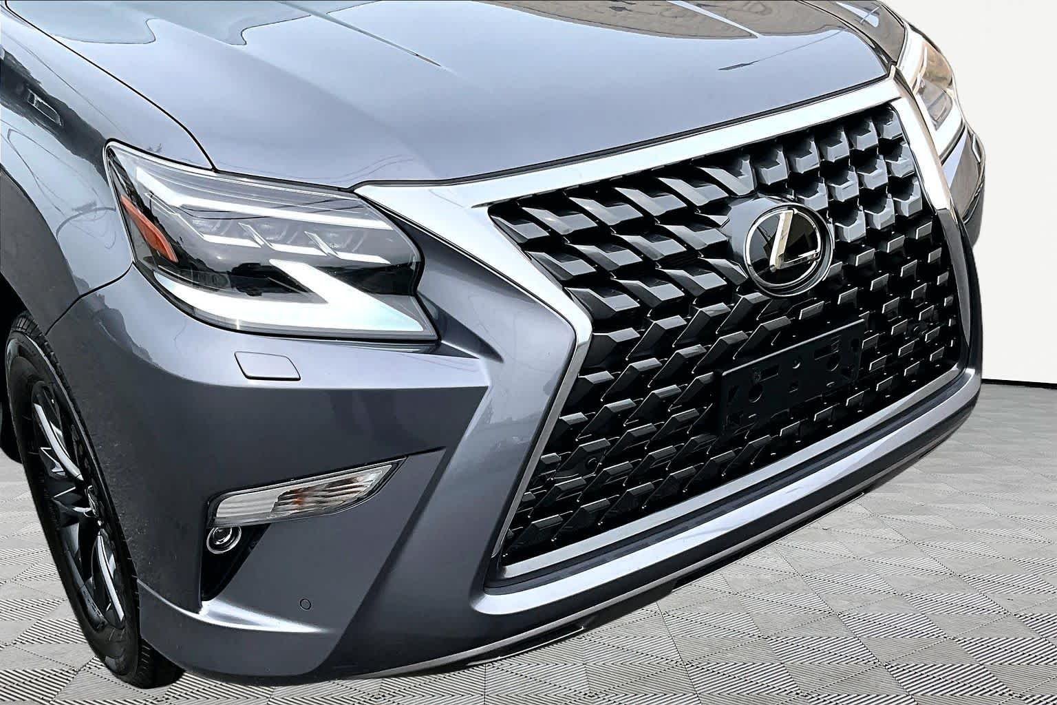 Used 2023 Nebula Gray Pearl Lexus Premium image 30