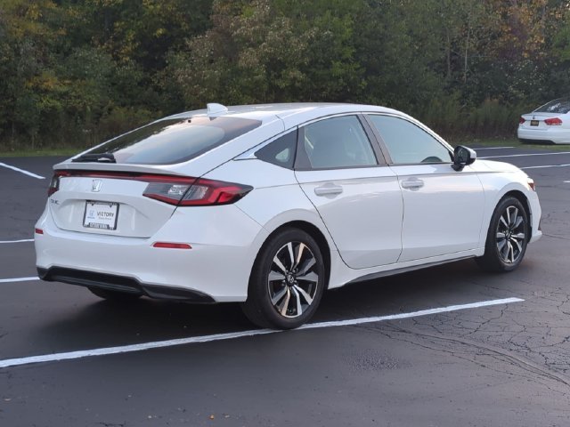 Used 2024 Platinum White Pearl Honda EX-L image 7