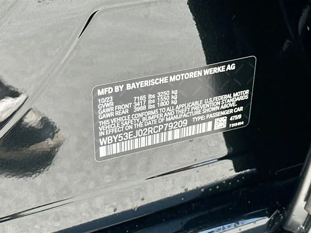 Used 2024 Black BMW xDrive60 image 34