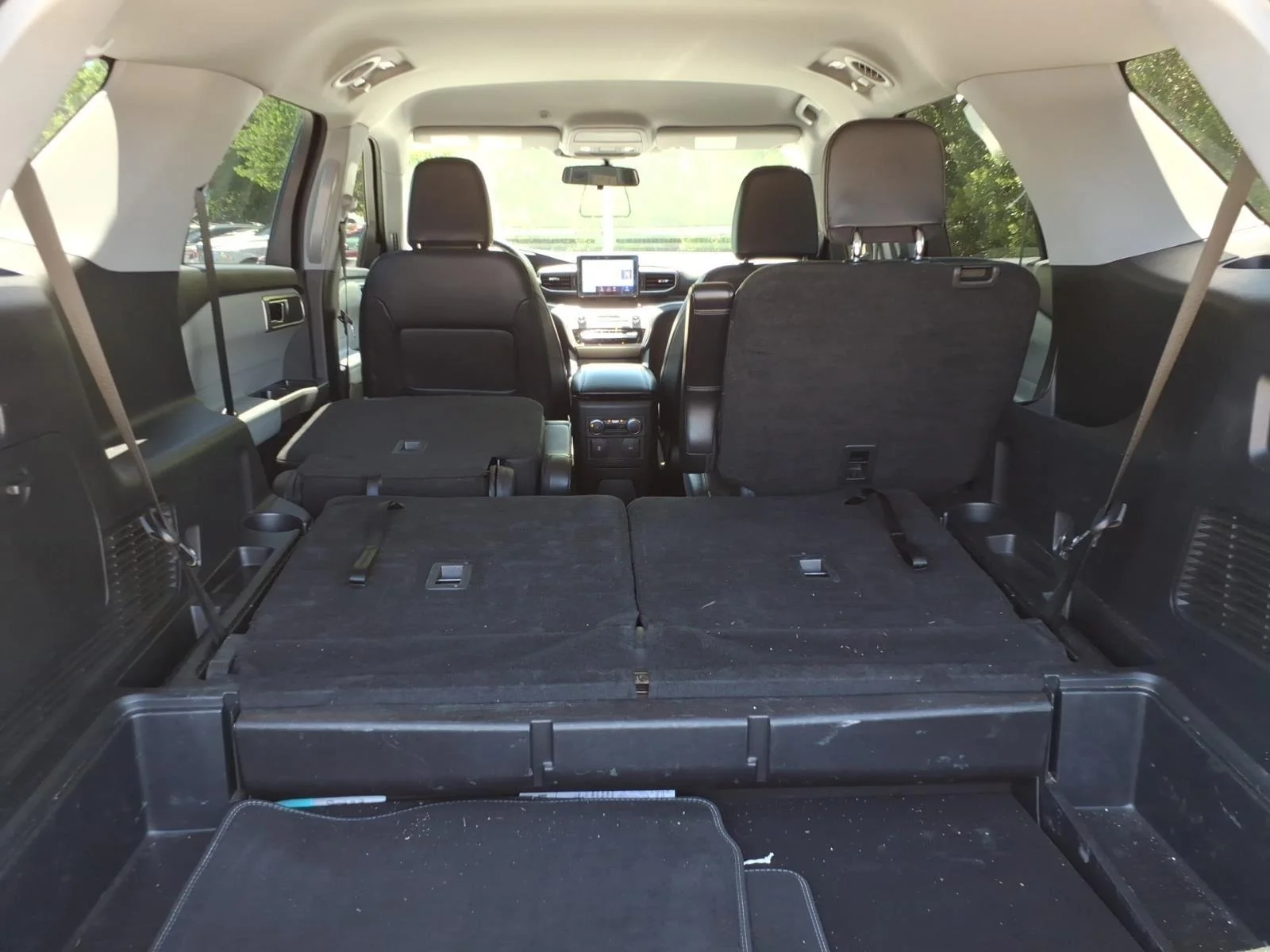 Used 2022 Star White Metallic Tri-Coat Ford XLT image 24