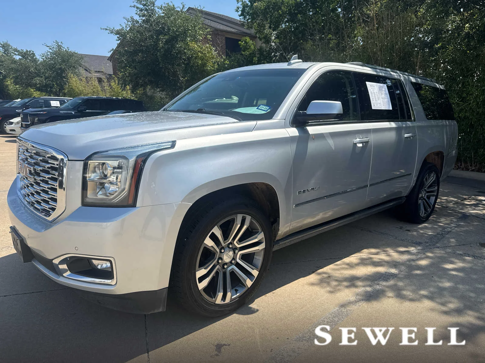 2019 GMC Yukon Denali 2WD's photo