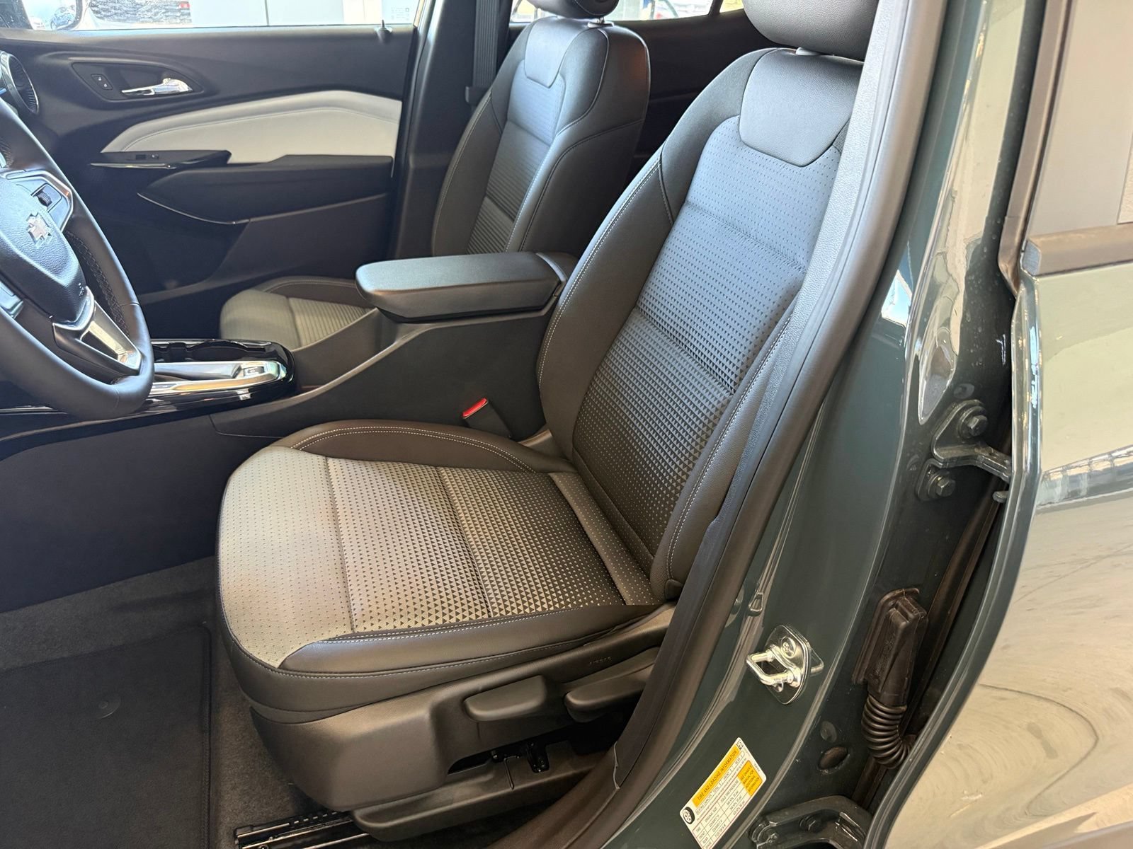 New 2026 Cypress Gray Chevrolet LT image 30