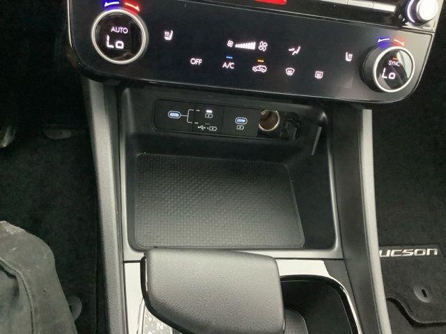 New 2026 White Pearl Hyundai SEL Plus image 23