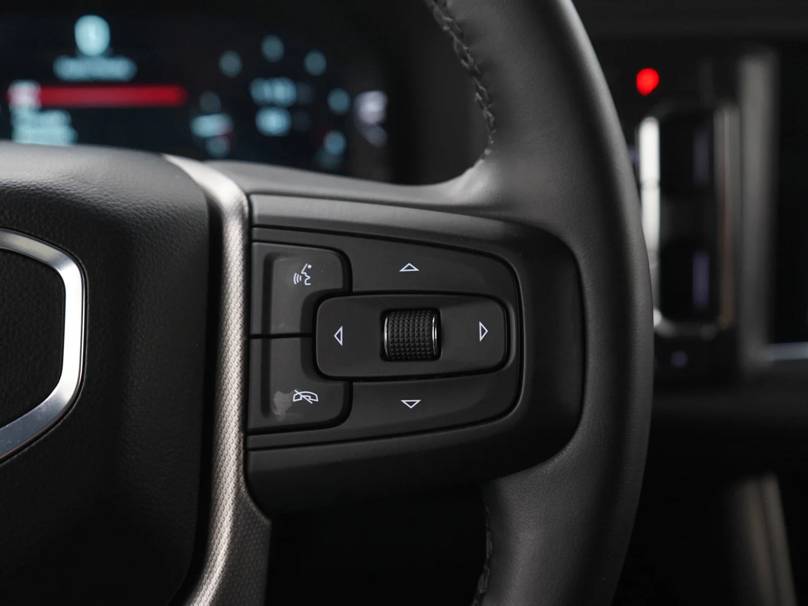Used 2024 Onyx Black GMC Denali image 30
