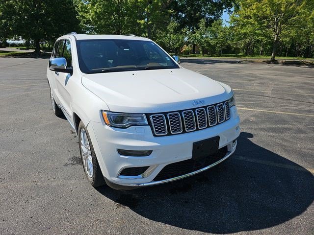 Used 2017 Ivory 3-Coat Jeep Summit image 7