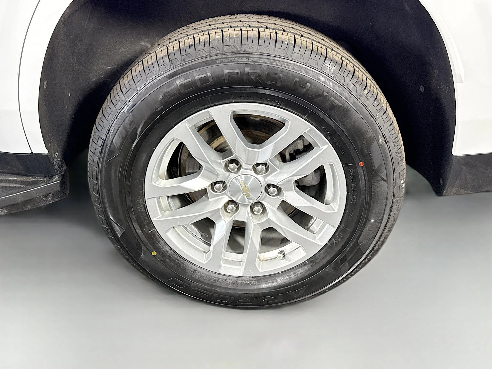 Used 2022 Summit White Chevrolet LT image 33