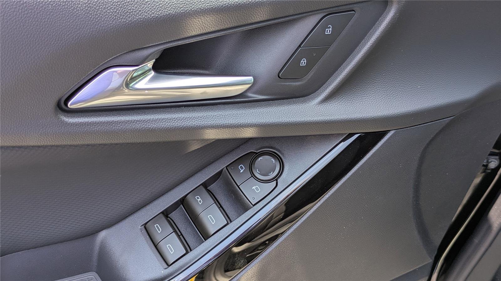 New 2026 Mosaic Black Metallic Chevrolet LT image 34