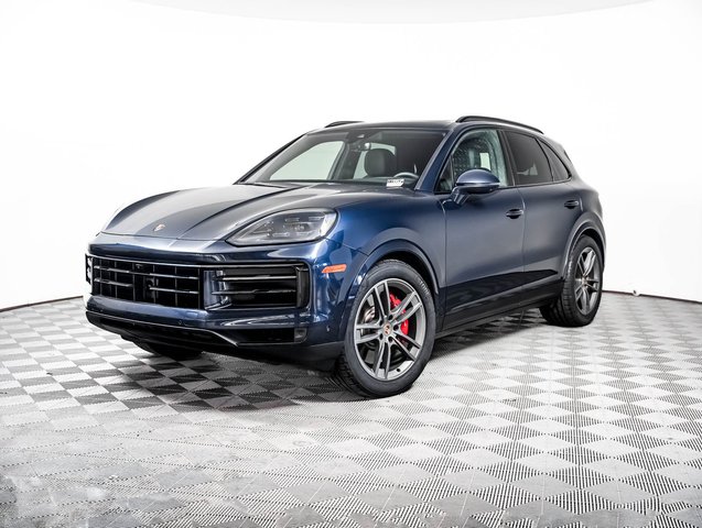 2024 Porsche Cayenne S