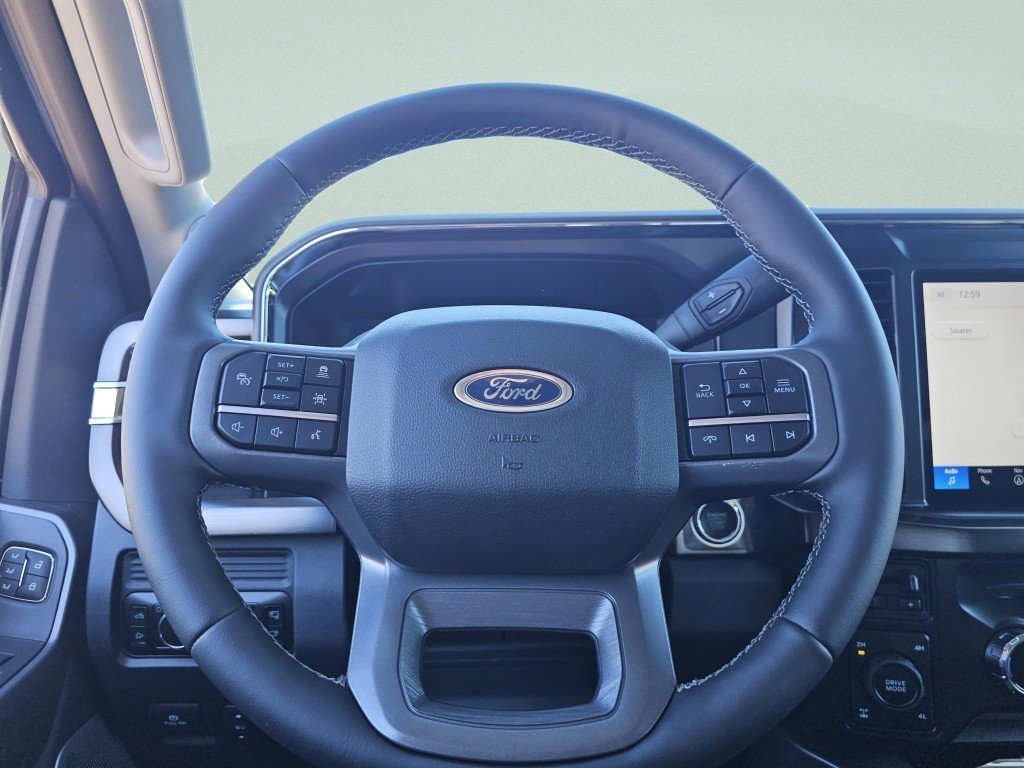 New 2026 Oxford White Ford LARIAT image 34