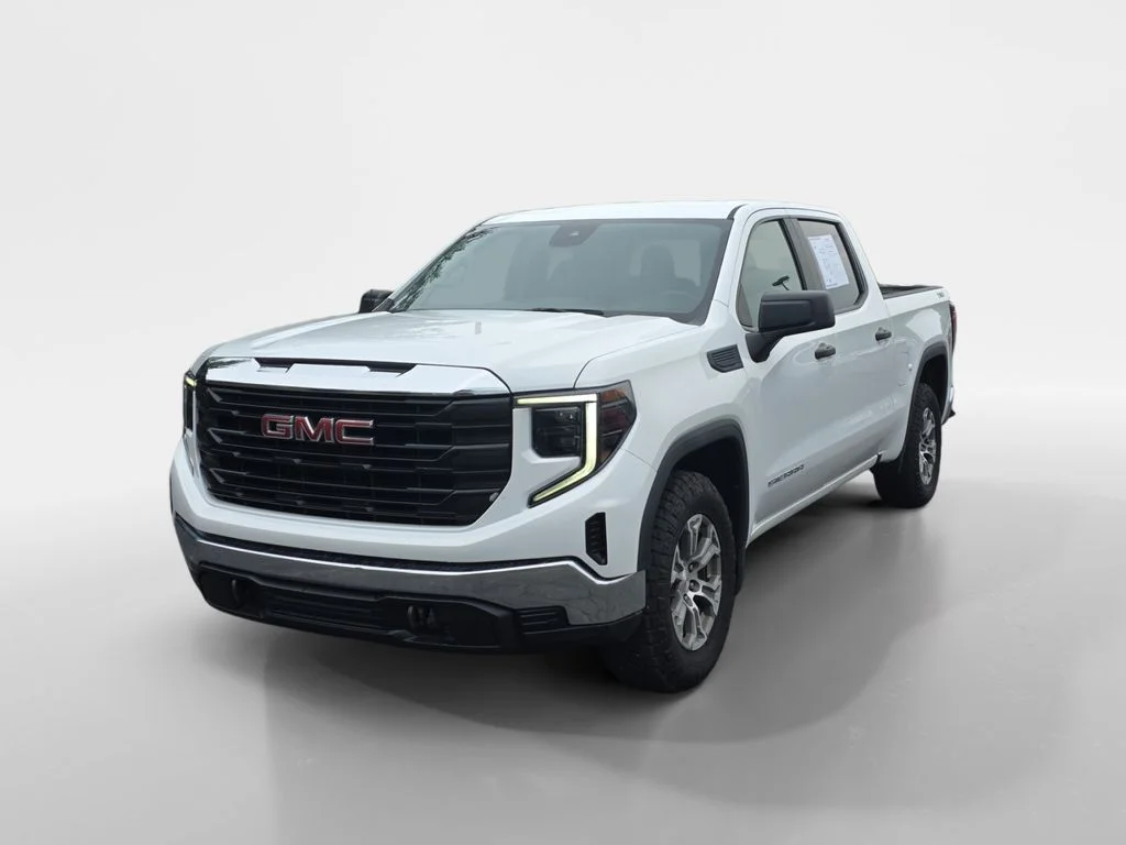 2022 GMC Sierra 4WD Crew Cab Short Box Pro's photo