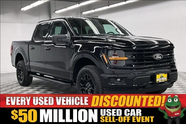 Used 2025 Agate Black Metallic Ford XLT image 1