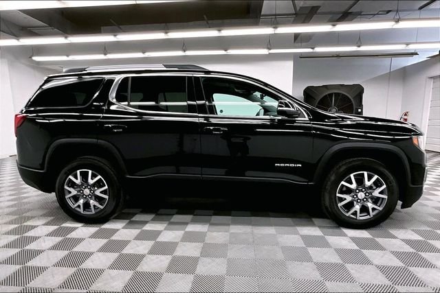 2023 GMC Acadia SLT - Photo 16