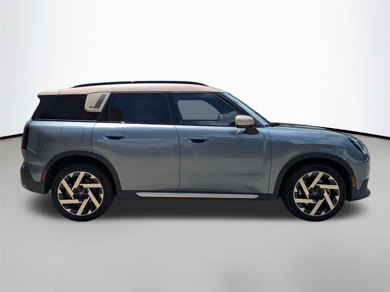 Used 2025 Blazing Blue Metallic MINI S image 5