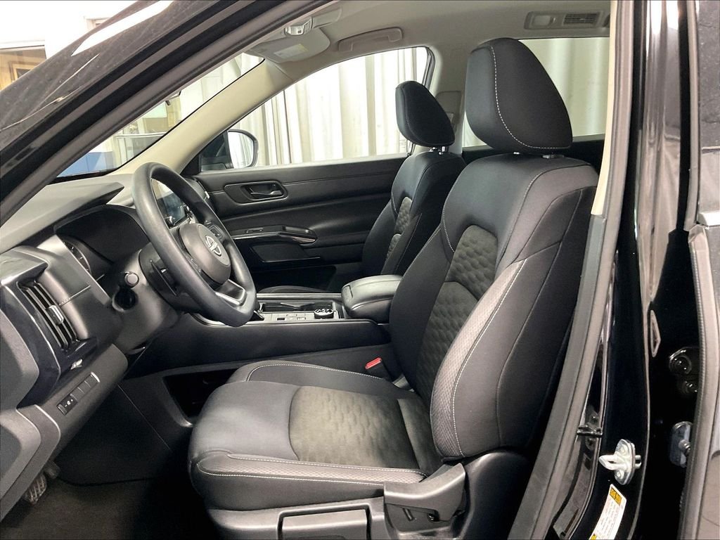 Used 2024 Black Nissan S image 10