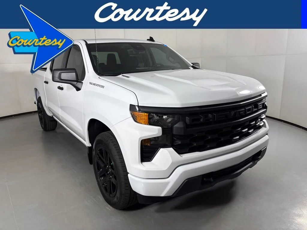 New 2026 Summit White Chevrolet Custom image 1