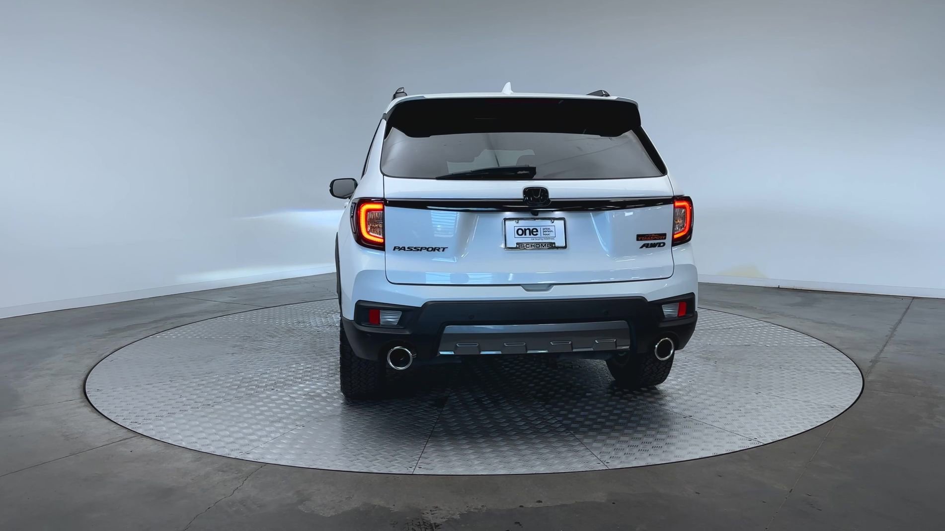 Used 2025 Platinum White Pearl Honda TrailSport image 7