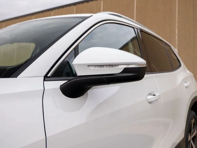New 2026 White/off-white Volkswagen 2.0T SE image 8
