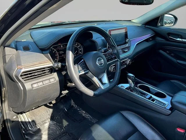 Used 2020 Black Nissan 2.5 SL image 19