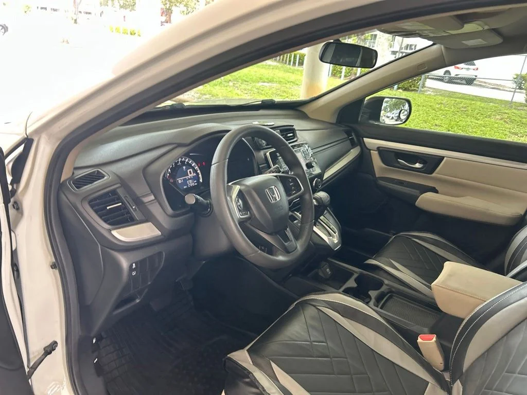 Used 2018 White Honda LX image 6