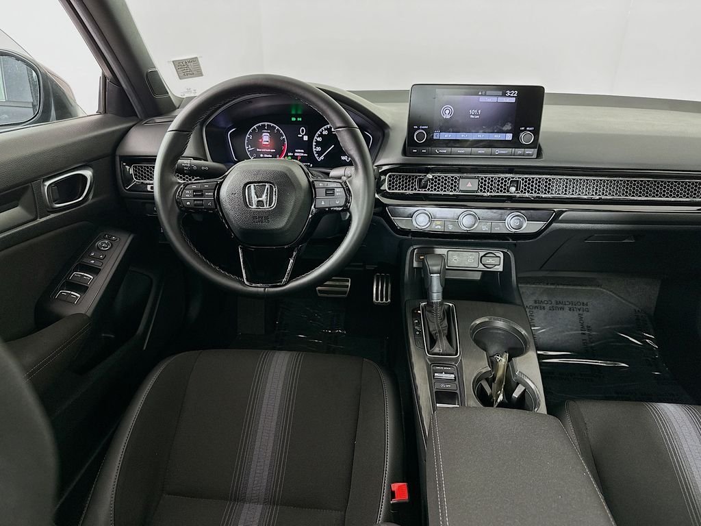 Certified Used 2025 Meteorite Gray Metallic Honda 4D SPORT image 21