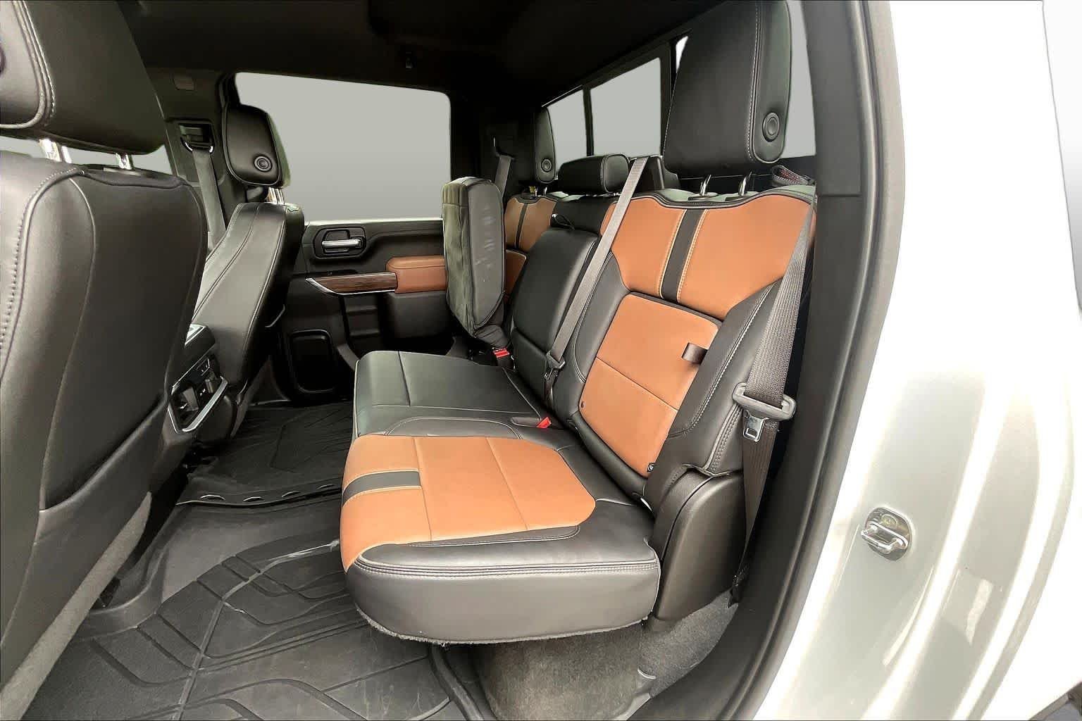 2023 Chevrolet Silverado 2500HD High Country - Photo 36
