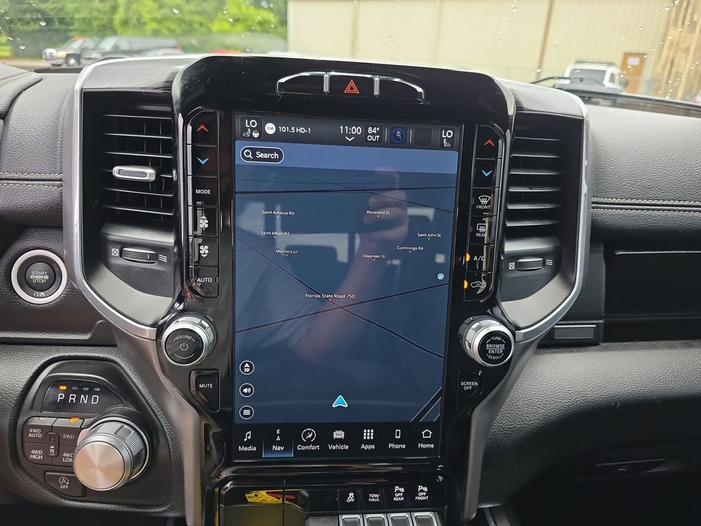 Used 2023 Black Ram Laramie image 19