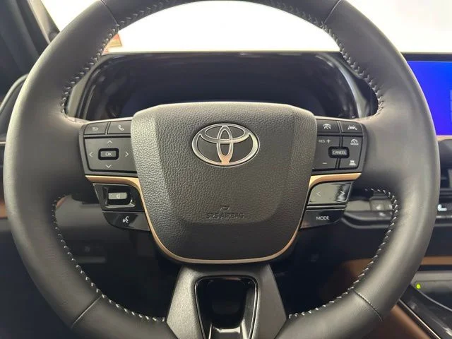 Used 2025 White Toyota Limited image 19