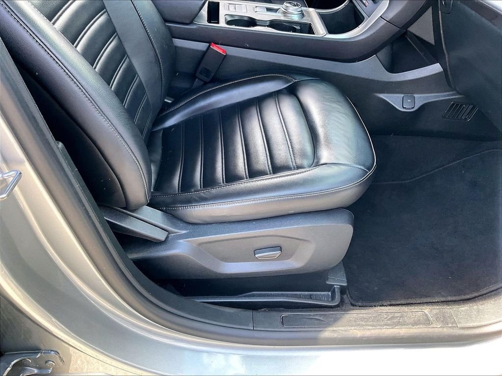 Used 2024 Iconic Silver Metallic Ford SEL image 35