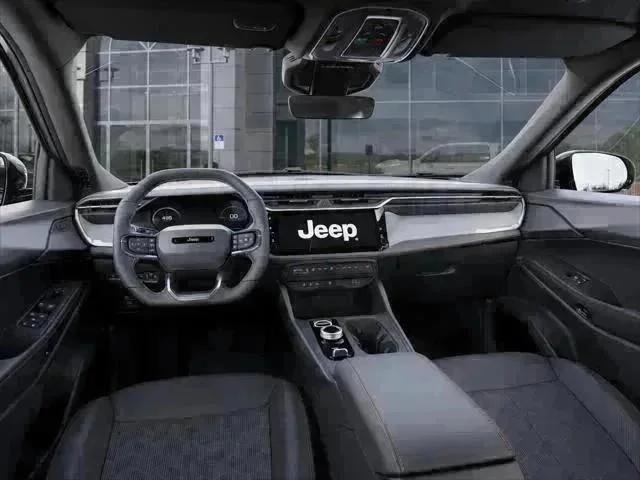 New 2026 Bright White Clear-Coat Exterior Paint Jeep Overland image 64