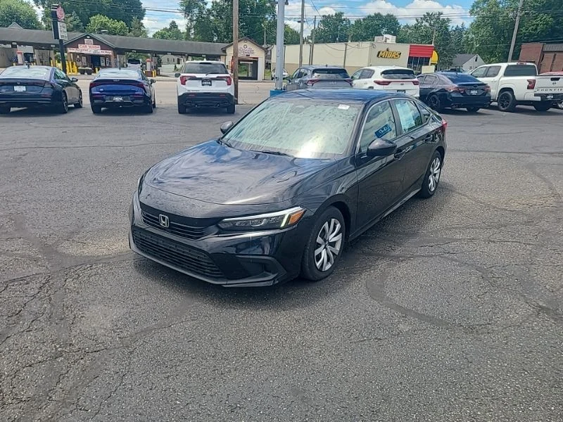 Used 2024  Honda LX image 2