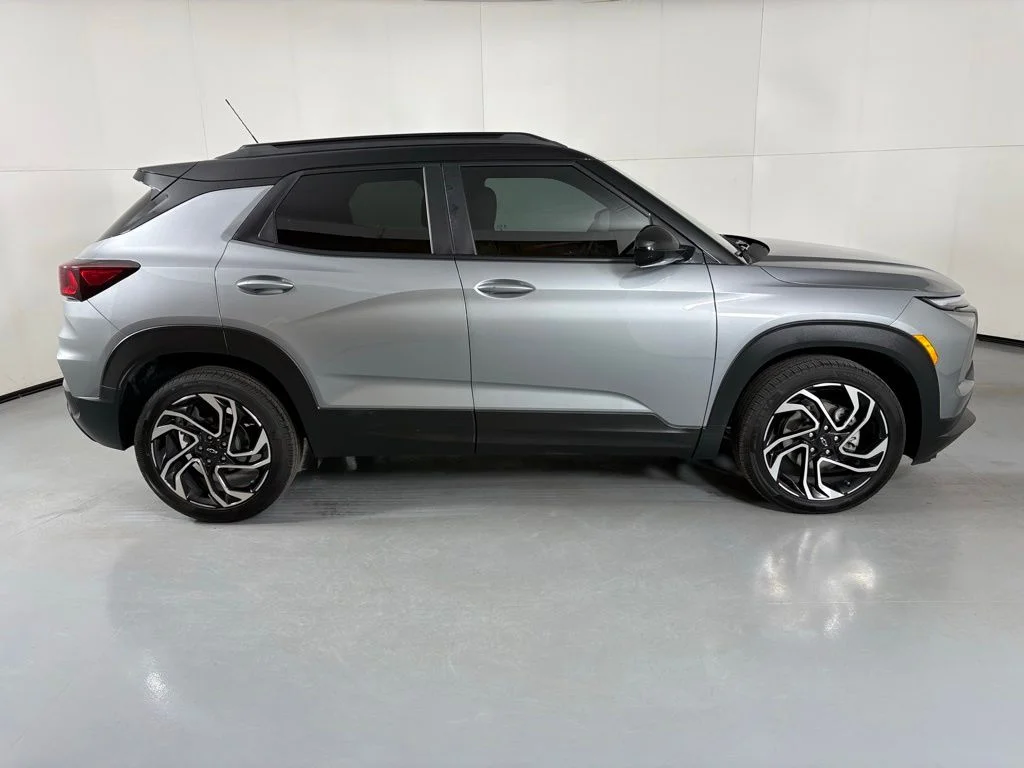 Used 2024 Sterling Gray Metallic Chevrolet RS image 8