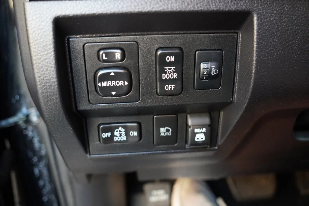 Used 2021 Midnight Black Metallic Toyota SR5 image 25