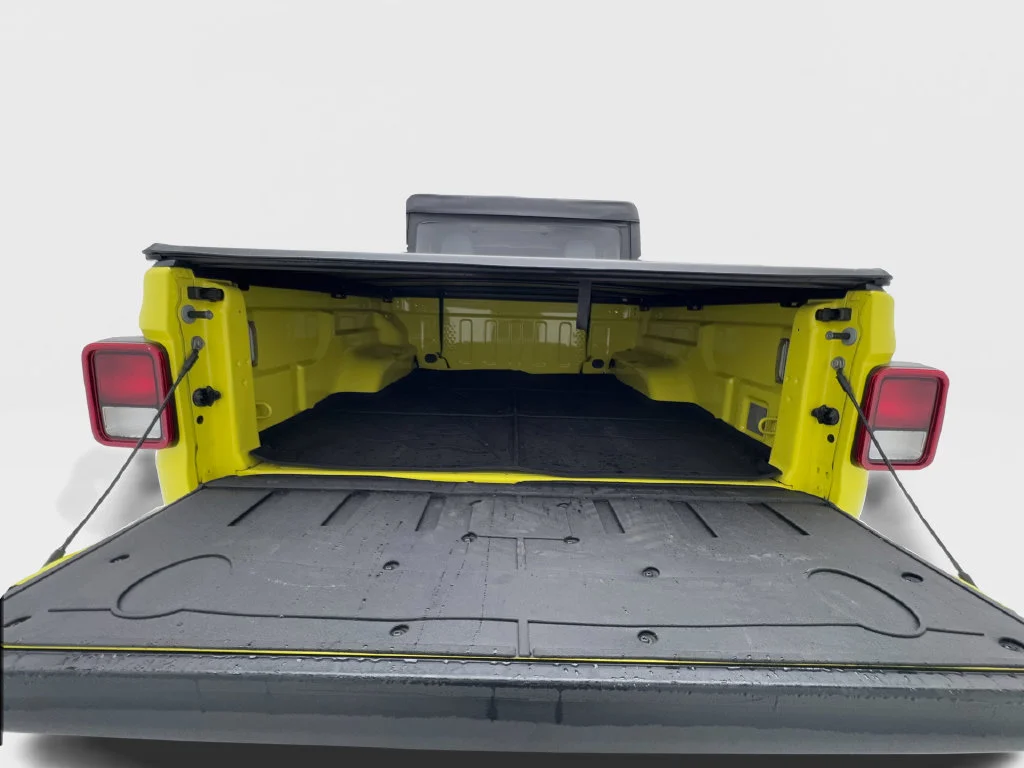 Used 2023 Yellow Jeep Sport image 12