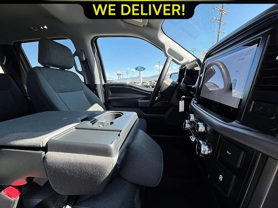 Used 2025 Silver Ford XLT image 21