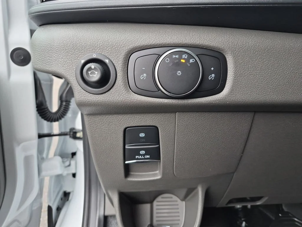 New 2026 Oxford White Ford Cargo Van image 20
