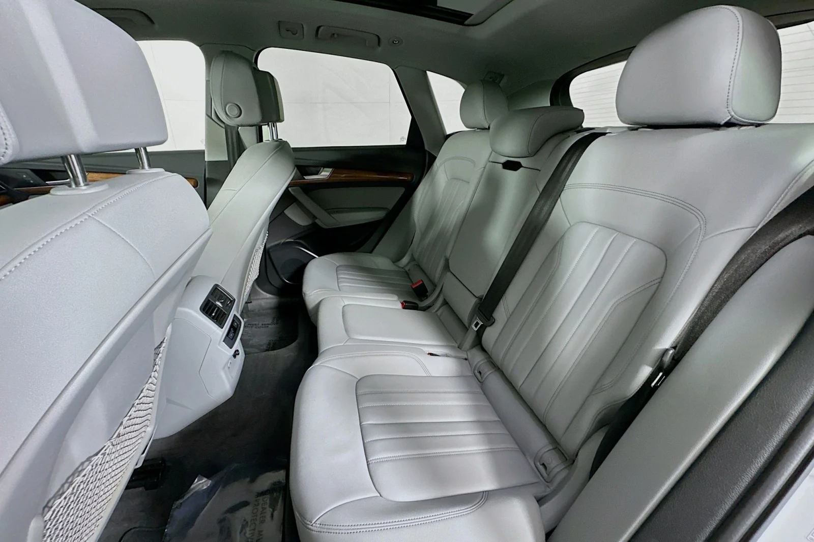 Used 2023 Glacier White Metallic Audi Premium image 9