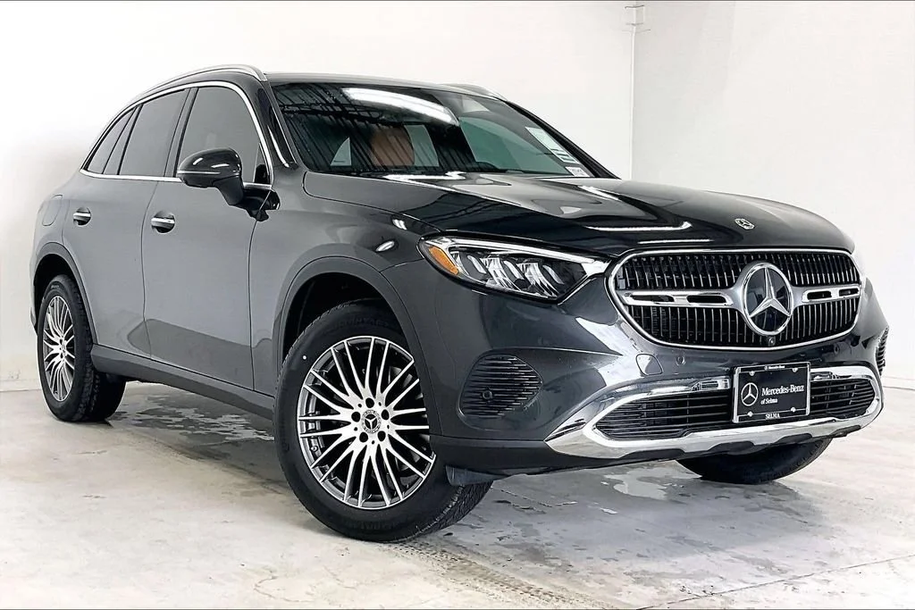 New 2026 Graphite Grey Metallic Mercedes-Benz GLC 300 image 13