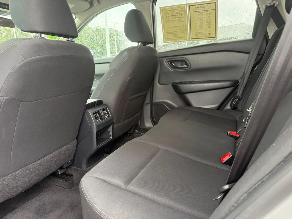 Used 2024 Silver Nissan S image 22
