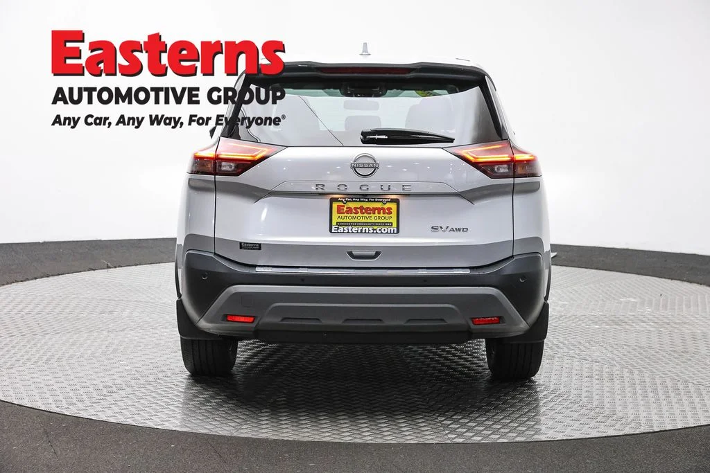 Used 2023 Silver Nissan SV image 64