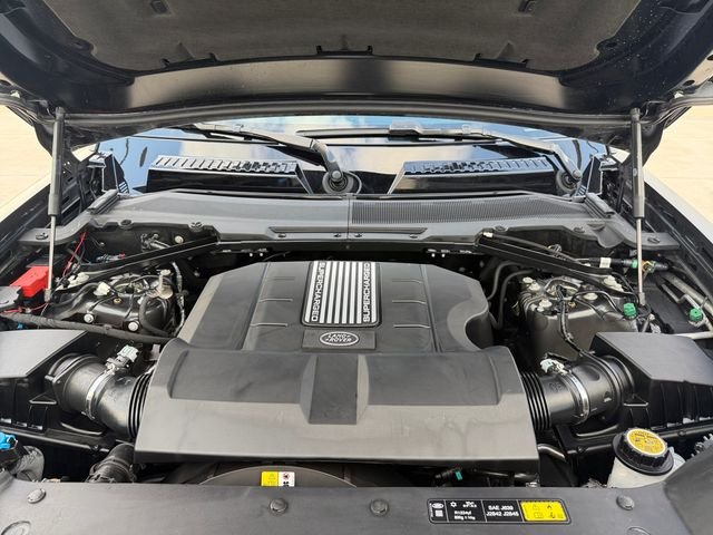 Certified Used 2024  Land Rover Carpathian Edition image 19