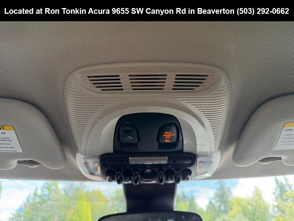 Used 2019 Solaris Orange Metallic MINI Classic image 28