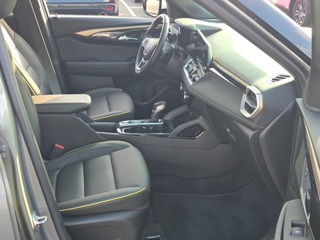 Used 2024 Sterling Gray Metallic Chevrolet ACTIV image 22