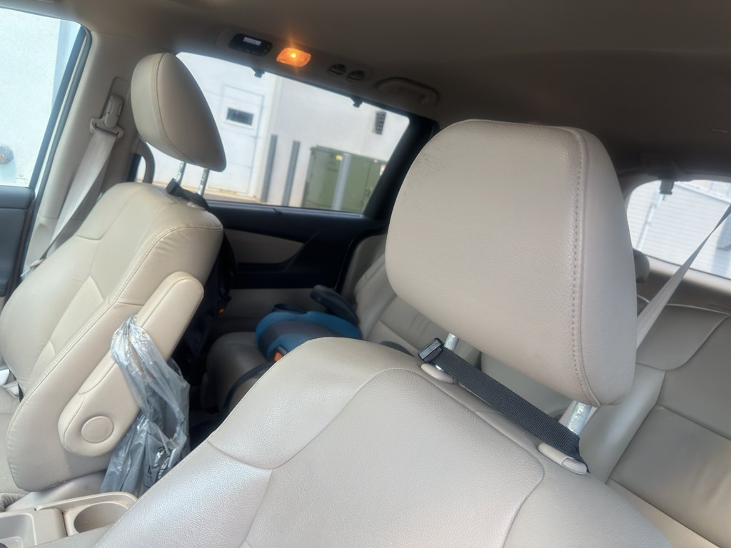 Used 2015 White Honda EX-L image 7