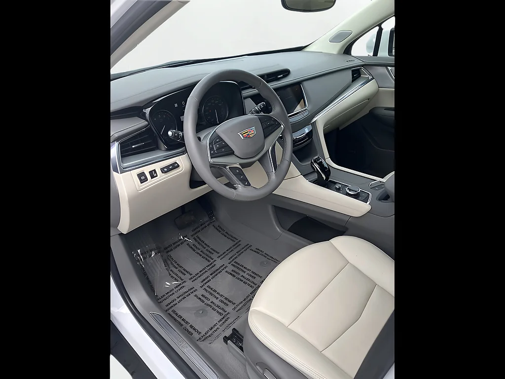 Certified Used 2023 Crystal White Tricoat Cadillac Premium Luxury image 10