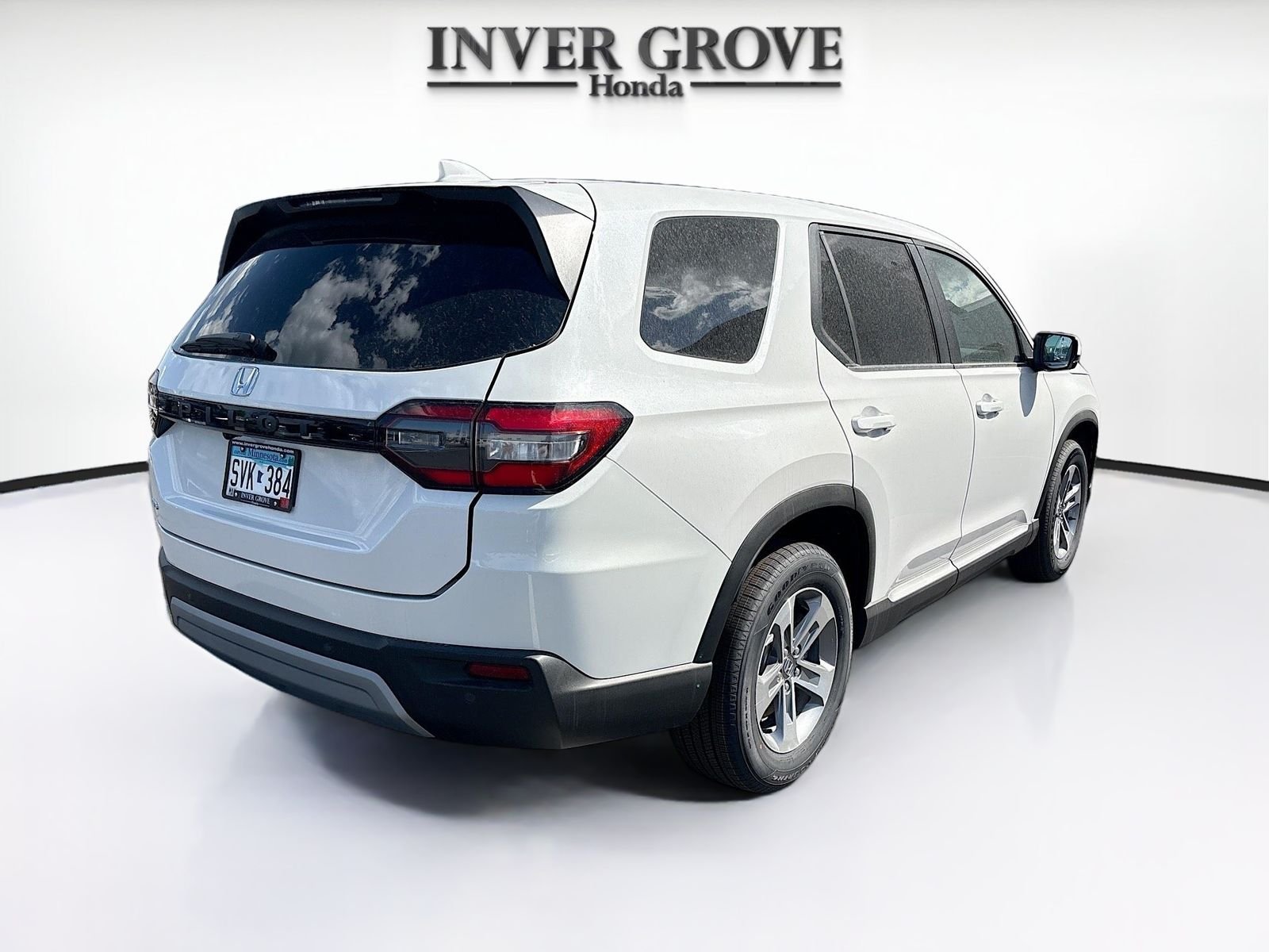 Certified Used 2025 Platinum White Pearl Honda EX-L image 5