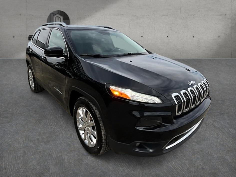 Used 2015 Black Jeep Limited image 3